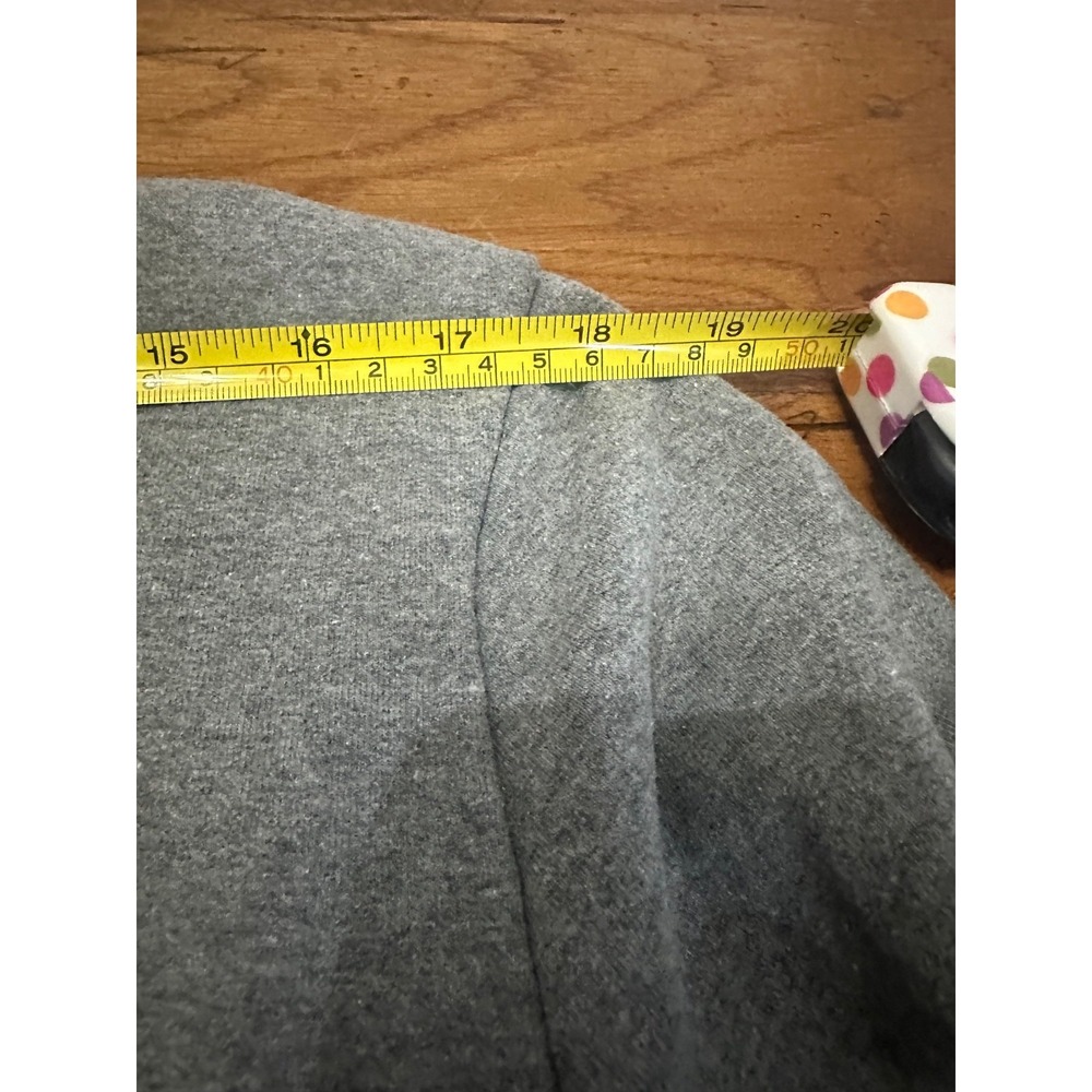 Patagonia Gray Sweatshirt with Black and Blue Bear Design - Picture 5 of 7